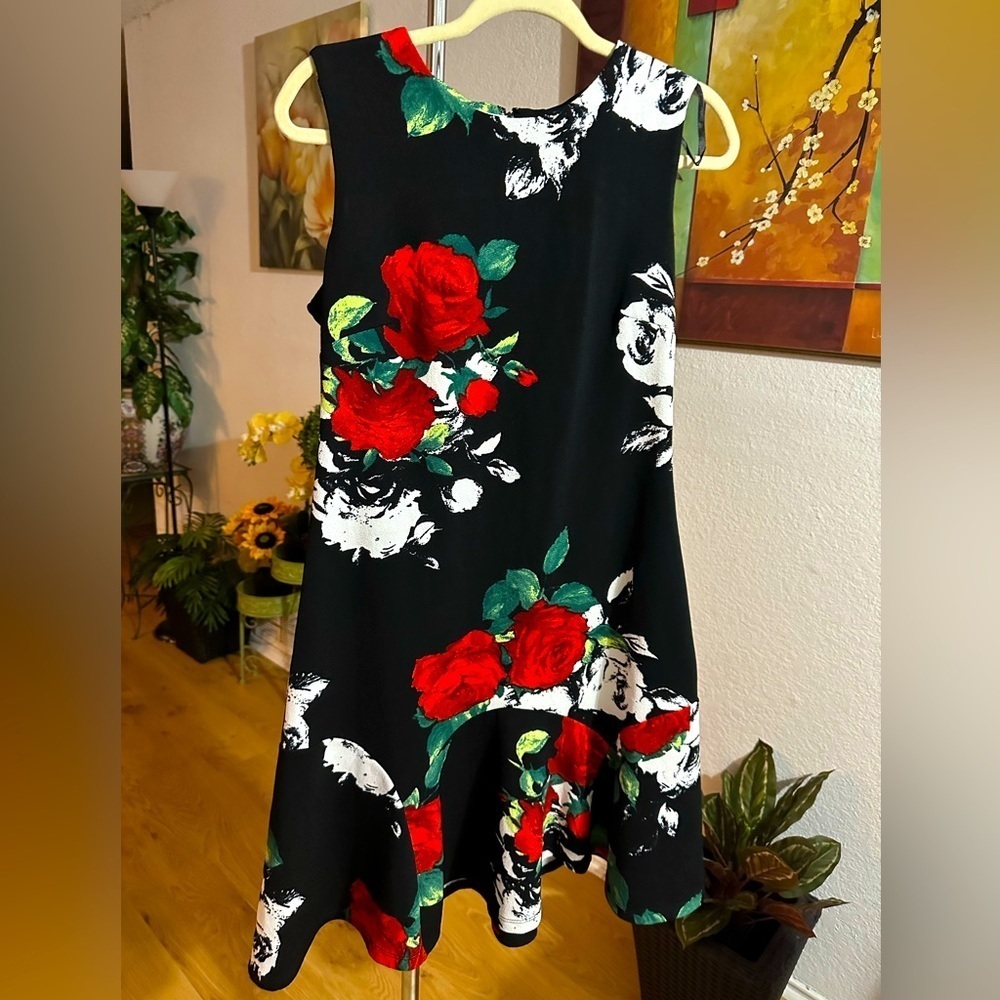 Shelby & Palmer beautiful floral midi dress size 8
